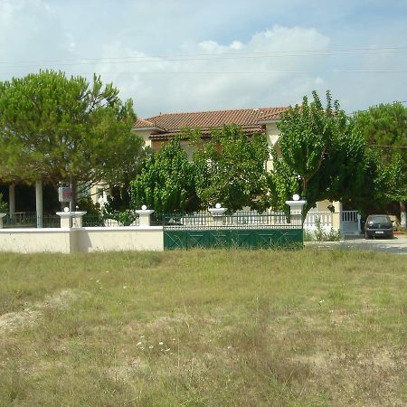 Rallou Rooms & Apartments Gaitani المظهر الخارجي الصورة